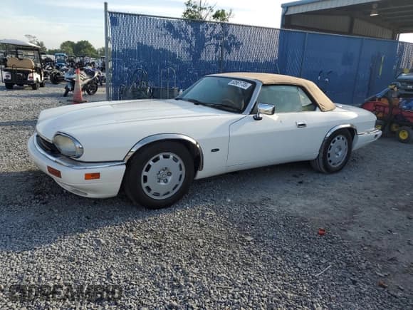 ✅ 1996 Jaguar XJS • VIN: SAJNX2743TC224440 • Лот: 53561735. Опубликован ранее на Copart с пробегом 42 995 миль. Бесплатный доступ к архиву аукционных продаж из США и подробный отчёт об истории автомобиля на DreamBid. Изображение 1.