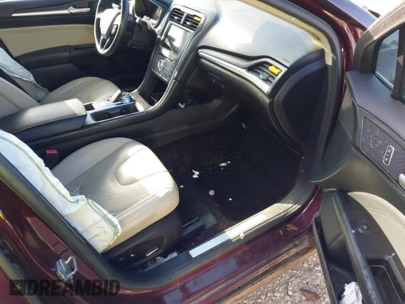 ✅ 2017 Ford Fusion Titanium • VIN: 3FA6P0D90HR231500 • Lot: 42220802. Listed on IAAI with 104,041 mi. Free auction sales archive from the USA and detailed vehicle history report at DreamBid. Image 5.