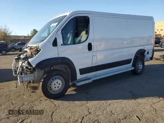 ✅ 2025 Ram ProMaster Cargo Tradesman • VIN: 3C6LRVVG2SE537914 • Lot: 93021505. Listed on Copart with 2,959 mi. Free auction sales archive from the USA and detailed vehicle history report at DreamBid. Image 1.