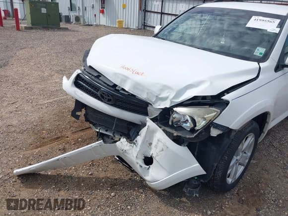 ✅ 2007 Toyota RAV4 Sport • VIN: JTMZD32V876044566 • Lot: 41995565. Listed on IAAI with 136,746 mi. Free auction sales archive from the USA and detailed vehicle history report at DreamBid. Image 12.