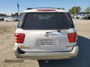 ✅ 2002 Toyota Sequoia SR5 • VIN: 5TDZT34A72S119330 • Lot: 92275745. Wystawiony na Copart z przebiegiem 198 457 mil. Bezpłatny archiwum sprzedaży aukcyjnych z USA i szczegółowy raport historii pojazdu na DreamBid. Zdjęcie 6.