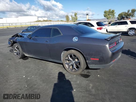 ✅ 2018 Dodge Challenger SXT Plus • VIN: 2C3CDZAG6JH155462 • Lot: 82759305. Listed on Copart with 117,427 mi. Free auction sales archive from the USA and detailed vehicle history report at DreamBid. Image 2.