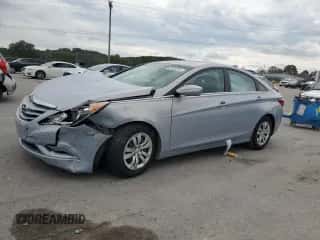 2012 Hyundai Sonata GLS с VIN 5NPEB4AC7CH501250, выставлен на аукционе Copart как лот 82096385 с пробегом 119 161 миль миль и Чистый • Clean title. История ставок и продаж доступна на DreamBid. Изображение 1.