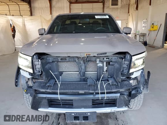 ✅ 2023 Nissan Frontier SV • VIN: 1N6ED1EK8PN632622 • Lot: 71192915. Wystawiony na Copart z przebiegiem 33 026 mil. Bezpłatny archiwum sprzedaży aukcyjnych z USA i szczegółowy raport historii pojazdu na DreamBid. Zdjęcie 5.