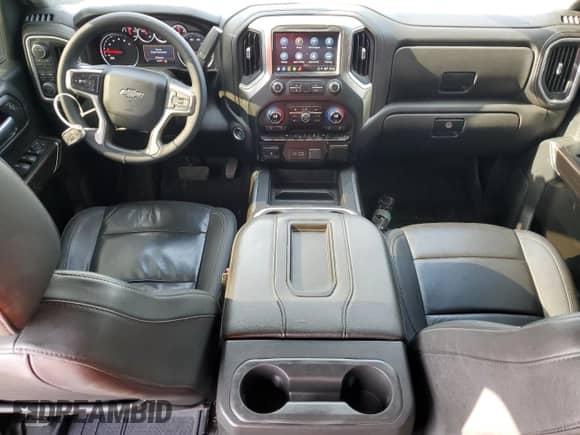 ✅ 2021 Chevrolet Silverado 2500HD LT • VIN: 1GC1YNE75MF169367 • Lot: 55177475. Wystawiony na Copart z przebiegiem 64 452 mil. Bezpłatny archiwum sprzedaży aukcyjnych z USA i szczegółowy raport historii pojazdu na DreamBid. Zdjęcie 8.