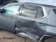 ✅ 2019 Chevrolet Traverse LT Cloth • VIN: 1GNERGKW3KJ116335 • Lot: 43729866. Wystawiony na IAAI z przebiegiem 118 186 mil. Bezpłatny archiwum sprzedaży aukcyjnych z USA i szczegółowy raport historii pojazdu na DreamBid. Zdjęcie 6.