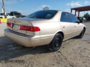 ✅ 2000 Toyota Camry LE • VIN: 4T1BG22K4YU967077 • Лот: 43550030. Опубликован ранее на IAAI с пробегом 119 323 миль. Бесплатный доступ к архиву аукционных продаж из США и подробный отчёт об истории автомобиля на DreamBid. Изображение 4.