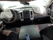 ✅ 2010 Dodge 1500 SLT • VIN: 1D7RV1CT9AS183575 • Lot: 45373385. Wystawiony na Copart z przebiegiem 185 999 mil. Bezpłatny archiwum sprzedaży aukcyjnych z USA i szczegółowy raport historii pojazdu na DreamBid. Zdjęcie 8.