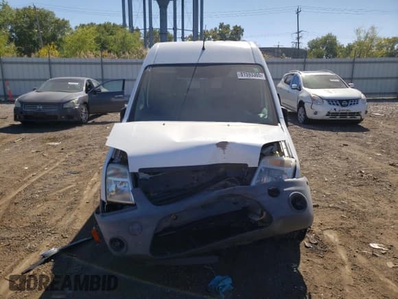✅ 2013 Ford Transit Connect XL • VIN: NM0LS7AN3DT138448 • Lot: 81593365. Listed on Copart with 101,430 mi. Free auction sales archive from the USA and detailed vehicle history report at DreamBid. Image 5.