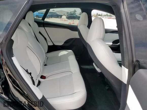 ✅ 2023 Tesla Model S Plaid • VIN: 5YJSA1E67PF514819 • Lot: 56989185. Wystawiony na Copart z przebiegiem 39 201 mil. Bezpłatny archiwum sprzedaży aukcyjnych z USA i szczegółowy raport historii pojazdu na DreamBid. Zdjęcie 11.