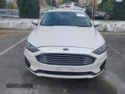 ✅ 2019 Ford Fusion SE • VIN: 3FA6P0HD5KR282528 • Lot: 42291599. Wystawiony na IAAI z przebiegiem 26 060 mil. Bezpłatny archiwum sprzedaży aukcyjnych z USA i szczegółowy raport historii pojazdu na DreamBid. Zdjęcie 13.