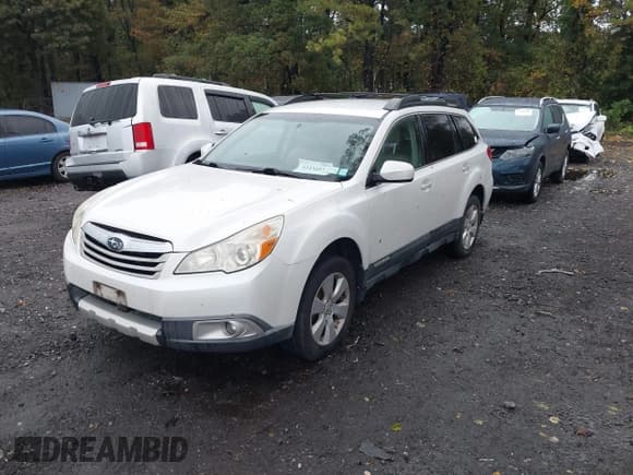 ✅ 2011 Subaru Outback Limited • VIN: 4S4BRBJC2B3347698 • Lot: 43436937. Listed on IAAI with 159,287 mi. Free auction sales archive from the USA and detailed vehicle history report at DreamBid. Image 2.