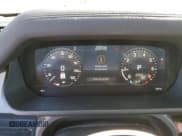 ✅ 2020 Land Rover Defender S • VIN: SALEJ7EX5L2020098 • Lot: 47258885. Wystawiony na Copart z przebiegiem 133 895 mil. Bezpłatny archiwum sprzedaży aukcyjnych z USA i szczegółowy raport historii pojazdu na DreamBid. Zdjęcie 9.