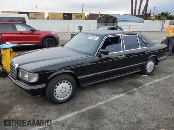 ✅ 1991 Mercedes-Benz 420 SEL • VIN: WDBCA35E5MA601810 • Lot: 81968234. Wystawiony na Copart z przebiegiem 83 864 mil. Bezpłatny archiwum sprzedaży aukcyjnych z USA i szczegółowy raport historii pojazdu na DreamBid. Zdjęcie 1.