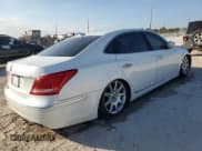 ✅ 2011 Hyundai Equus Signature • VIN: KMHGH4JF1BU029323 • Lot: 43668715. Listed on Copart with 118,585 mi. Free auction sales archive from the USA and detailed vehicle history report at DreamBid. Image 3.