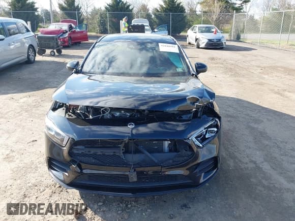 ✅ 2021 Mercedes-Benz A 35 AMG • VIN: W1K3G5BB0MJ266385 • Lot: 42040181. Listed on IAAI with 37,360 mi. Free auction sales archive from the USA and detailed vehicle history report at DreamBid. Image 12.