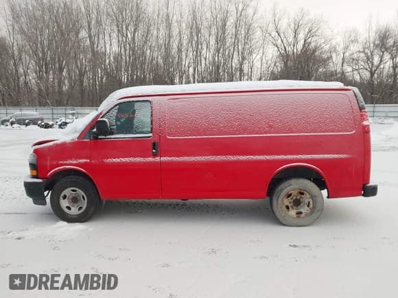 ✅ 2018 Chevrolet Express Cargo • VIN: 1GCWGAFPXJ1207829 • Lot: 43651678. Listed on IAAI with 133,085 mi. Free auction sales archive from the USA and detailed vehicle history report at DreamBid. Image 14.