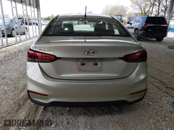 ✅ 2019 Hyundai Accent SE • VIN: 3KPC24A31KE050763 • Лот: 52144375. Опубликован ранее на Copart с пробегом 129 194 миль. Бесплатный доступ к архиву аукционных продаж из США и подробный отчёт об истории автомобиля на DreamBid. Изображение 6.