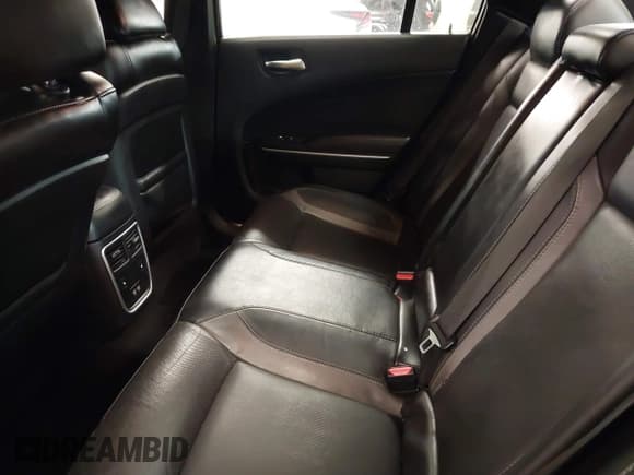 ✅ 2021 Dodge Charger SXT • VIN: 2C3CDXBG1MH511002 • Lot: 40883200. Wystawiony na IAAI z przebiegiem 95 551 mil. Bezpłatny archiwum sprzedaży aukcyjnych z USA i szczegółowy raport historii pojazdu na DreamBid. Zdjęcie 8.