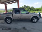 ✅ 2007 Nissan Frontier SE • VIN: 1N6AD07U67C439422 • Lot: 42511530. Wystawiony na IAAI z przebiegiem 236 519 mil. Bezpłatny archiwum sprzedaży aukcyjnych z USA i szczegółowy raport historii pojazdu na DreamBid. Zdjęcie 13.