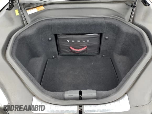 ✅ 2012 Tesla Model S Performance • VIN: 5YJSA1CPXCFP01879 • Lot: 80235555. Wystawiony na Copart z przebiegiem 124 553 mil. Bezpłatny archiwum sprzedaży aukcyjnych z USA i szczegółowy raport historii pojazdu na DreamBid. Zdjęcie 11.