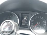 ✅ 2012 Volkswagen Golf GTI PZEV • VIN: WVWHD7AJ9CW211996 • Lot: 42367881. Wystawiony na IAAI z przebiegiem 144 847 mil. Bezpłatny archiwum sprzedaży aukcyjnych z USA i szczegółowy raport historii pojazdu na DreamBid. Zdjęcie 7.