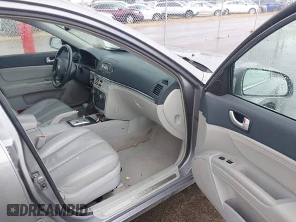 2006 Hyundai Sonata GLS with VIN 5NPEU46FX6H049361, listed as a IAAI auction lot 43487963 with 182,569 mi miles and . Bid and sale history available at DreamBid. Image 5.