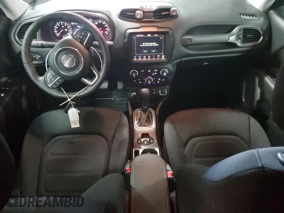 ✅ 2022 Jeep Renegade Latitude • VIN: ZACNJDB10NPN63189 • Лот: 51943695. Опубликован ранее на Copart с пробегом 45 842 миль. Бесплатный доступ к архиву аукционных продаж из США и подробный отчёт об истории автомобиля на DreamBid. Изображение 8.