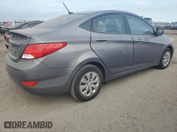 ✅ 2016 Hyundai Accent SE • VIN: KMHCT4AE4GU945442 • Lot: 76339824. Wystawiony na Copart z przebiegiem 19 988 mil. Bezpłatny archiwum sprzedaży aukcyjnych z USA i szczegółowy raport historii pojazdu na DreamBid. Zdjęcie 3.