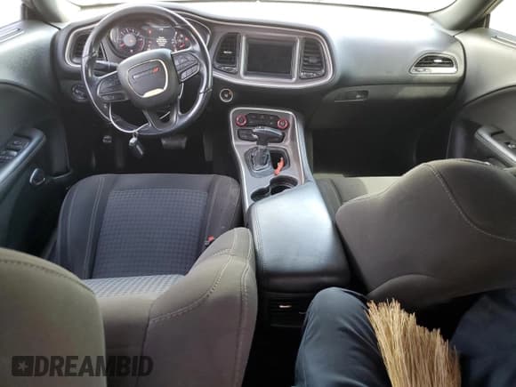 ✅ 2020 Dodge Challenger SXT • VIN: 2C3CDZAG3LH110112 • Лот: 71222393. Опубликован ранее на Copart с пробегом 75 628 миль. Бесплатный доступ к архиву аукционных продаж из США и подробный отчёт об истории автомобиля на DreamBid. Изображение 8.