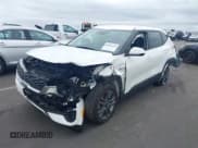 ✅ 2023 Kia Seltos LX • VIN: KNDEPCAA7P7435173 • Lot: 43433136. Listed on IAAI with 32,269 mi. Free auction sales archive from the USA and detailed vehicle history report at DreamBid. Image 2.