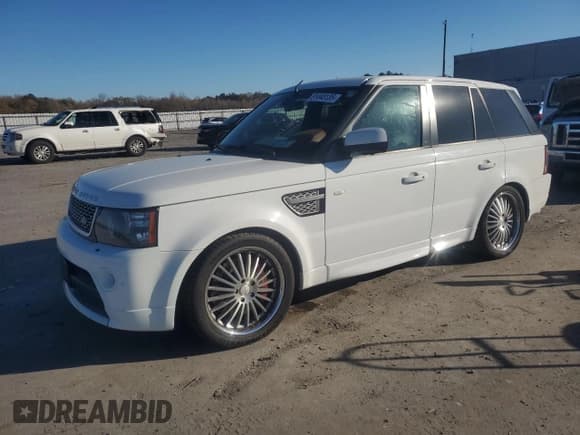 ✅ 2013 Land Rover Range Rover Sport SC Autobiography • VIN: SALSP2E40DA779422 • Lot: 91048135. Listed on Copart with 140,393 mi. Free auction sales archive from the USA and detailed vehicle history report at DreamBid. Image 1.