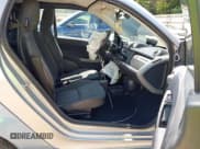 ✅ 2013 Smart fortwo Passion • VIN: WMEEK3BA0DK644925 • Lot: 42656798. Wystawiony na IAAI z przebiegiem 137 622 mil. Bezpłatny archiwum sprzedaży aukcyjnych z USA i szczegółowy raport historii pojazdu na DreamBid. Zdjęcie 5.