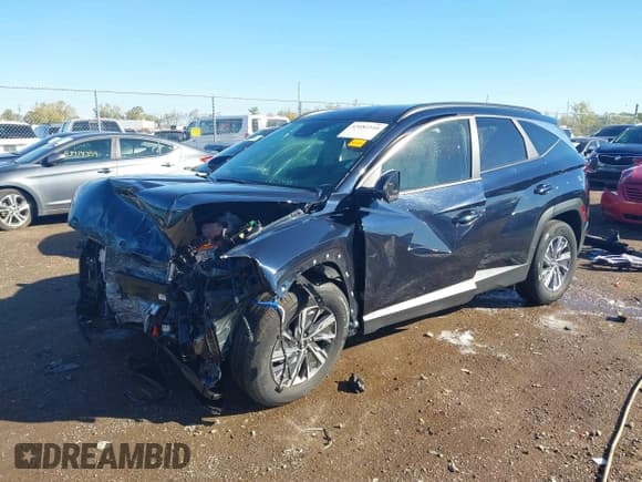 ✅ 2022 Hyundai Tucson Blue • VIN: KM8JBCA10NU083741 • Lot: 43482510. Wystawiony na IAAI z przebiegiem 31 084 mil. Bezpłatny archiwum sprzedaży aukcyjnych z USA i szczegółowy raport historii pojazdu na DreamBid. Zdjęcie 17.