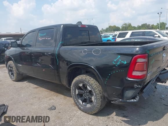 ✅ 2019 Ram 1500 Laramie • VIN: 1C6RREJT6KN684181 • Lot: 43251943. Listed on IAAI with 138,261 mi. Free auction sales archive from the USA and detailed vehicle history report at DreamBid. Image 3.
