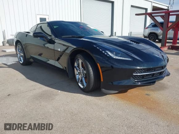 ✅ 2014 Chevrolet Corvette 2LT • VIN: 1G1YD2D72E5108553 • Лот: 41299943. Опубликован ранее на IAAI с пробегом 37 817 миль. Бесплатный доступ к архиву аукционных продаж из США и подробный отчёт об истории автомобиля на DreamBid. Изображение 1.