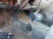 2008 Chevrolet Silverado 1500 Work Truck z VIN 1GCEC14C58Z184446, wystawiony jako IAAI lot #43588921 z przebiegiem 313 463 mil mil oraz . Historia ofert i sprzedaży dostępna na DreamBid. Obrazek 11.