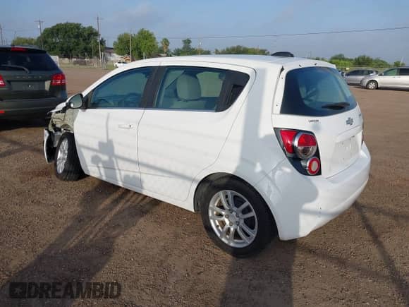 2016 Chevrolet Sonic LT с VIN 1G1JC6SB0G4167127, выставлен на аукционе IAAI как лот 42746825 с пробегом 55 198 миль миль и . История ставок и продаж доступна на DreamBid. Изображение 3.