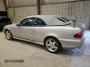 ✅ 2001 Mercedes-Benz CLK 320/430 • VIN: WDBLK70G71T075953 • Lot: 79556524. Wystawiony na Copart z przebiegiem 71 428 mil. Bezpłatny archiwum sprzedaży aukcyjnych z USA i szczegółowy raport historii pojazdu na DreamBid. Zdjęcie 2.