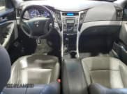 ✅ 2013 Hyundai Sonata SE • VIN: 5NPEC4AC2DH724102 • Lot: 90995505. Listed on Copart with 157,109 mi. Free auction sales archive from the USA and detailed vehicle history report at DreamBid. Image 8.