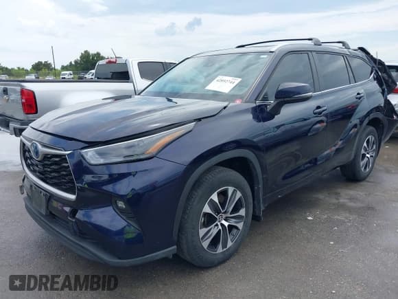 ✅ 2023 Toyota Highlander Hybrid XLE • VIN: 5TDKARAH6PS522234 • Лот: 42892744. Опубликован ранее на IAAI с пробегом 47 609 миль. Бесплатный доступ к архиву аукционных продаж из США и подробный отчёт об истории автомобиля на DreamBid. Изображение 2.