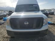 ✅ 2017 Nissan NV Cargo SV • VIN: 1N6BF0LY0HN805095 • Lot: 53978975. Wystawiony na Copart z przebiegiem 131 896 mil. Bezpłatny archiwum sprzedaży aukcyjnych z USA i szczegółowy raport historii pojazdu na DreamBid. Zdjęcie 5.