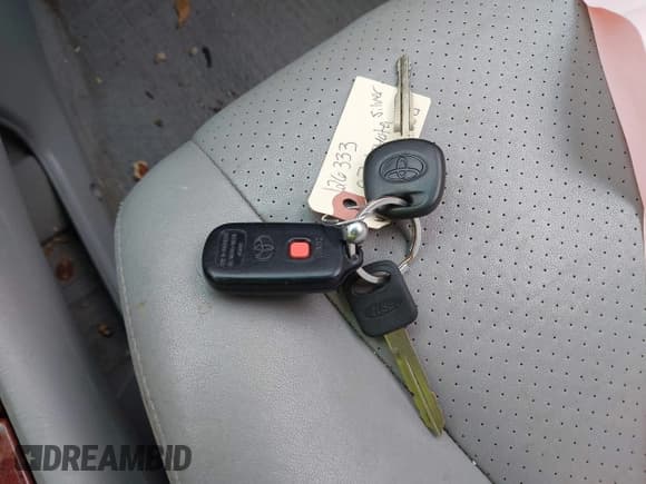 ✅ 2007 Toyota Highlander w/3rd Row • VIN: JTEEW21A370042689 • Lot: 42688770. Wystawiony na IAAI z przebiegiem 239 005 mil. Bezpłatny archiwum sprzedaży aukcyjnych z USA i szczegółowy raport historii pojazdu na DreamBid. Zdjęcie 11.