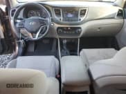 ✅ 2017 Hyundai Tucson Sport • VIN: KM8J3CA26HU402022 • Лот: 91925875. Опубликован ранее на Copart с пробегом 146 455 миль. Бесплатный доступ к архиву аукционных продаж из США и подробный отчёт об истории автомобиля на DreamBid. Изображение 8.