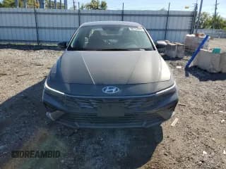 ✅ 2025 Hyundai Elantra SEL Convenience • VIN: KMHLS4DGXSU860047 • Lot: 86154935. Listed on Copart with 826 mi. Free auction sales archive from the USA and detailed vehicle history report at DreamBid. Image 5.