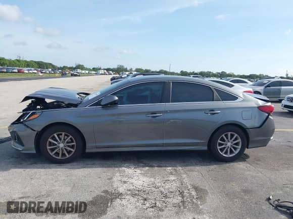 2019 Hyundai Sonata SE z VIN 5NPE24AFXKH729770, wystawiony jako IAAI lot #42383011 z przebiegiem 113 482 mil mil oraz . Historia ofert i sprzedaży dostępna na DreamBid. Obrazek 15.