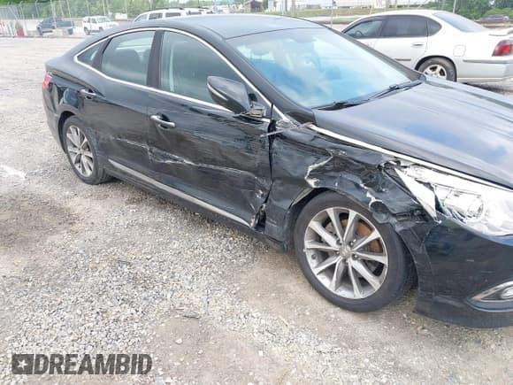 ✅ 2016 Hyundai Azera • VIN: KMHFG4JG3GA510125 • Lot: 42297833. Listed on IAAI with 127,343 mi. Free auction sales archive from the USA and detailed vehicle history report at DreamBid. Image 6.