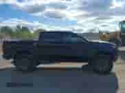 2023 Chevrolet Colorado 4WD ZR2 с VIN 1GCPTFEK5P1207765, выставлен на аукционе IAAI как лот 40546780 с пробегом 8 858 миль миль и . История ставок и продаж доступна на DreamBid. Изображение 13.
