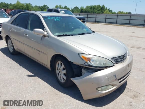 ✅ 2004 Toyota Camry LE • VIN: 4T1BF32K14U067398 • Лот: 42844032. Опубликован ранее на IAAI с пробегом 199 936 миль. Бесплатный доступ к архиву аукционных продаж из США и подробный отчёт об истории автомобиля на DreamBid. Изображение 1.