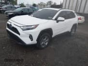 ✅ 2022 Toyota RAV4 Hybrid XLE • VIN: 4T3RWRFV0NU077659 • Lot: 43387394. Wystawiony na IAAI z przebiegiem 49 278 mil. Bezpłatny archiwum sprzedaży aukcyjnych z USA i szczegółowy raport historii pojazdu na DreamBid. Zdjęcie 17.
